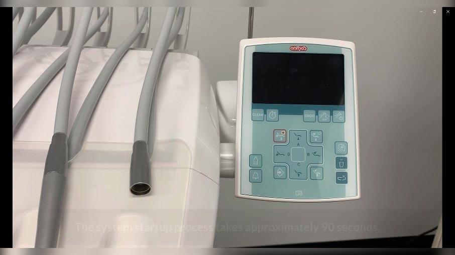 R7 Startup LCD
