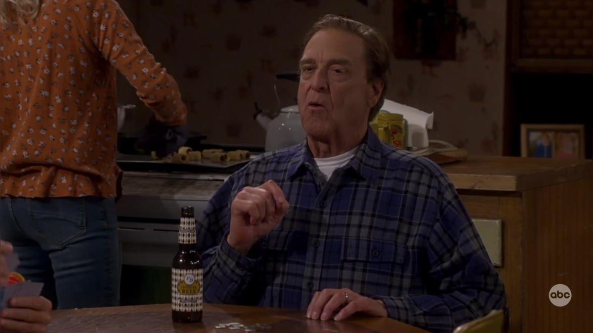 Kings Hawaiian the Conners S7 E3