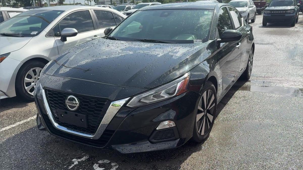 2022Nissan Altima 2.5 SV