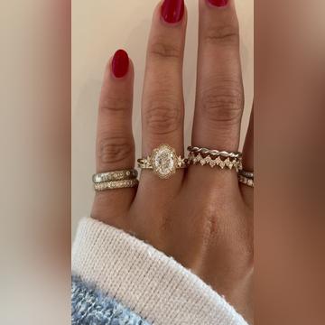 Evelina-1.7ctOval-14kYellow-Iva