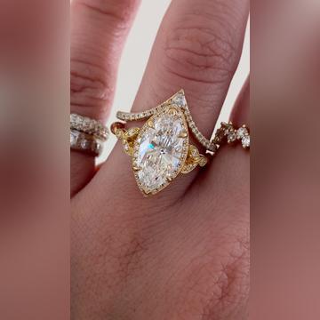 Rachelle-2.7ctMarquise-18kYellow-CusKia