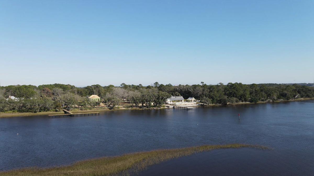 River House to 95.MOV