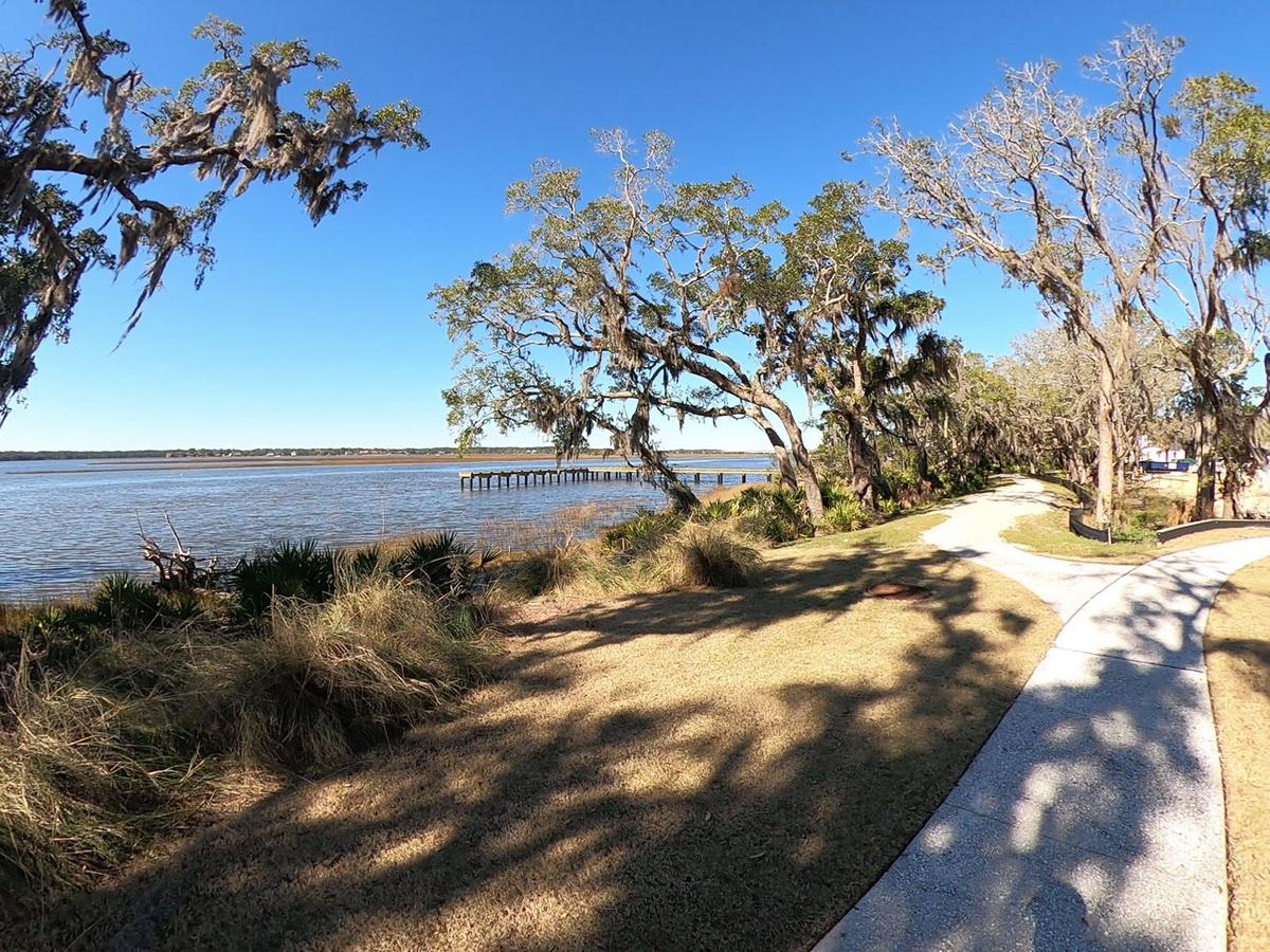 Trails - Crane Island - Jan 2021.MP4