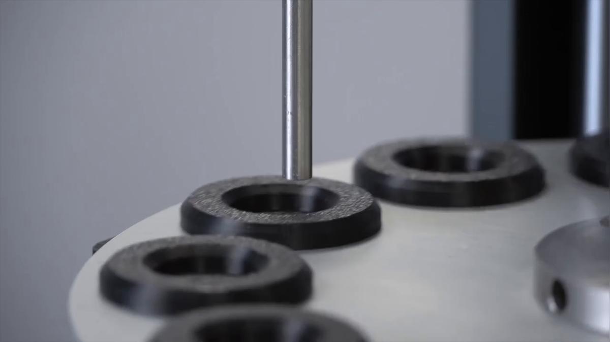PDV26002 - OmniTest 2.5 Automated Catalyst/Pellet Crush Batch-Testing System