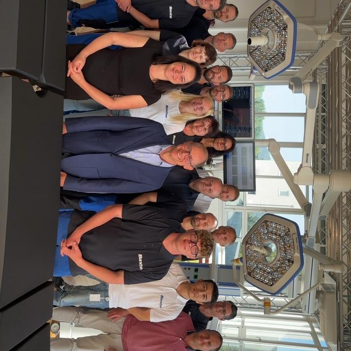 Please say in unison, &quot;This is where we Save and Sustain Lives&quot; in English.