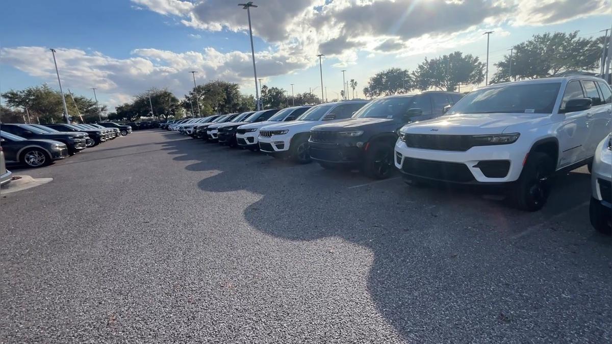 Cecil's Lot Walk @AirportCDJR - Joanis