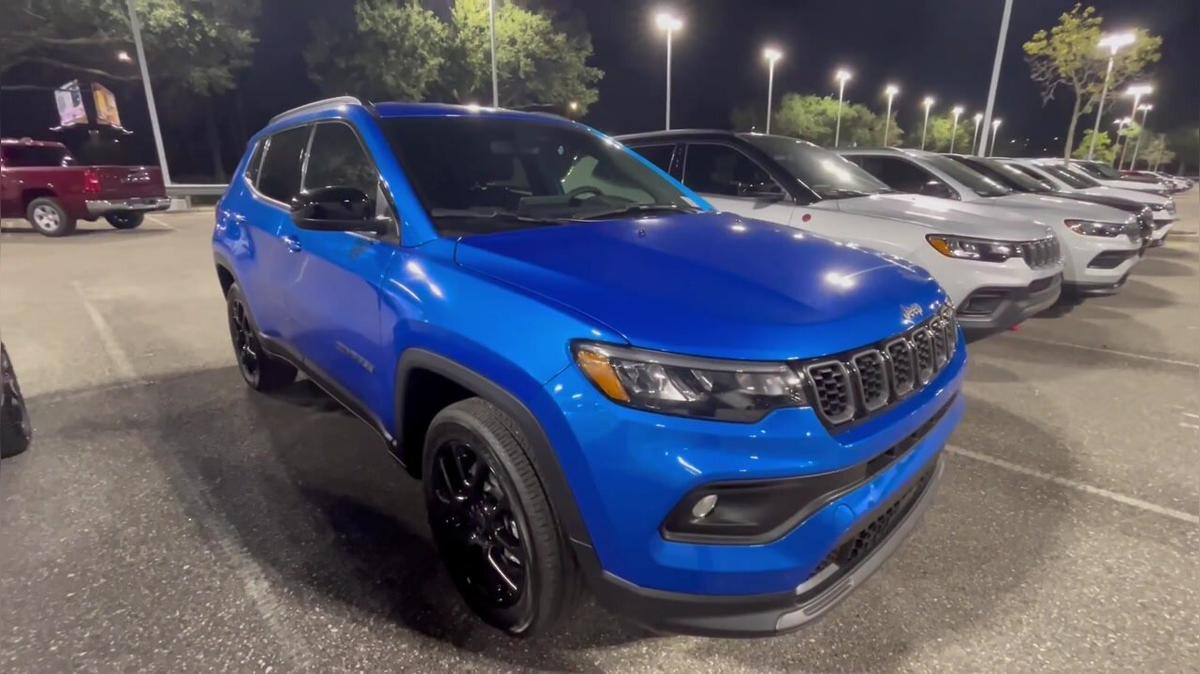 Ronald's Jeep Compass - By Nik