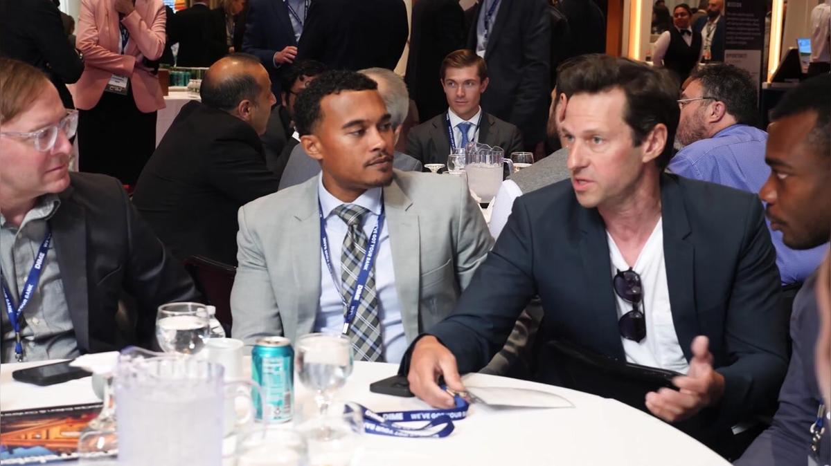 Uncorrelated Convention_Round Tables Montage